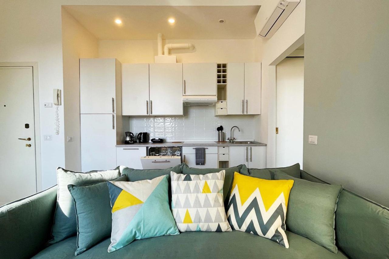 מילאנו Elegant Apartment Near Brera Area מראה חיצוני תמונה
